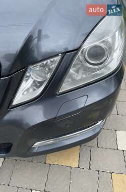 Универсал Mercedes-Benz E-Class 2011 в 