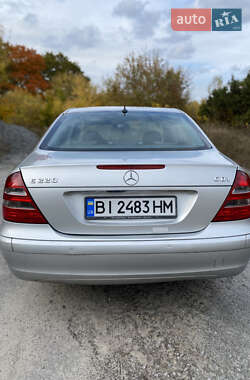 Седан Mercedes-Benz E-Class 2004 в 