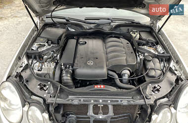 Седан Mercedes-Benz E-Class 2004 в 