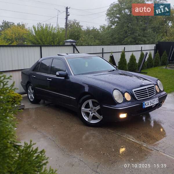 Mercedes-Benz E-Class 2000