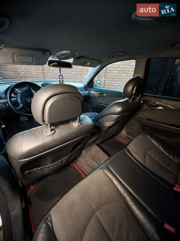 Седан Mercedes-Benz E-Class 2003 в Великодолинском фото 15 Седан Mercedes-Benz E-Class 2003 в Великодолинском