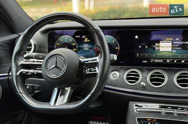 Седан Mercedes-Benz E-Class 2021 в 