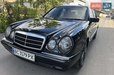 Седан Mercedes-Benz E-Class 1999 в Львове