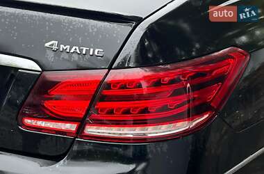 Купе Mercedes-Benz E-Class 2016 в 