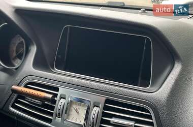 Купе Mercedes-Benz E-Class 2016 в 