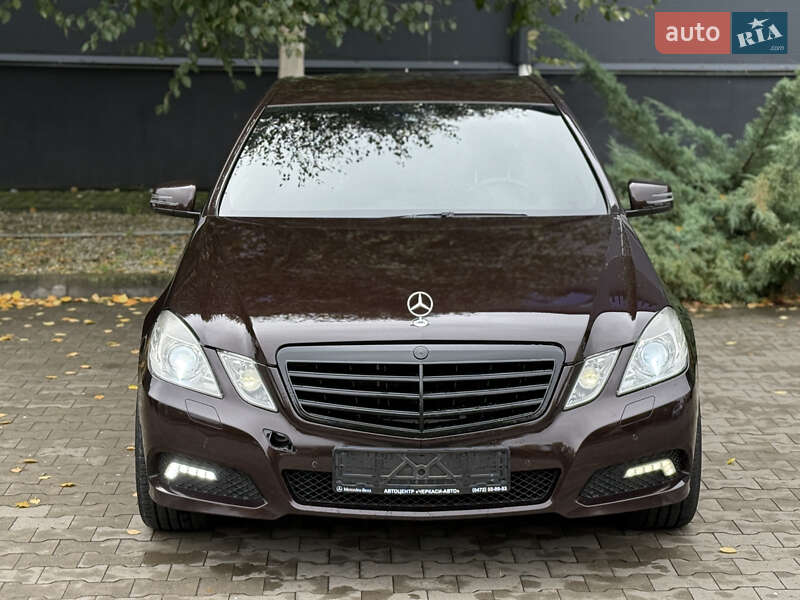 Седан Mercedes-Benz E-Class 2009 в Белой Церкви