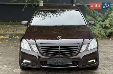 Седан Mercedes-Benz E-Class 2009 в 