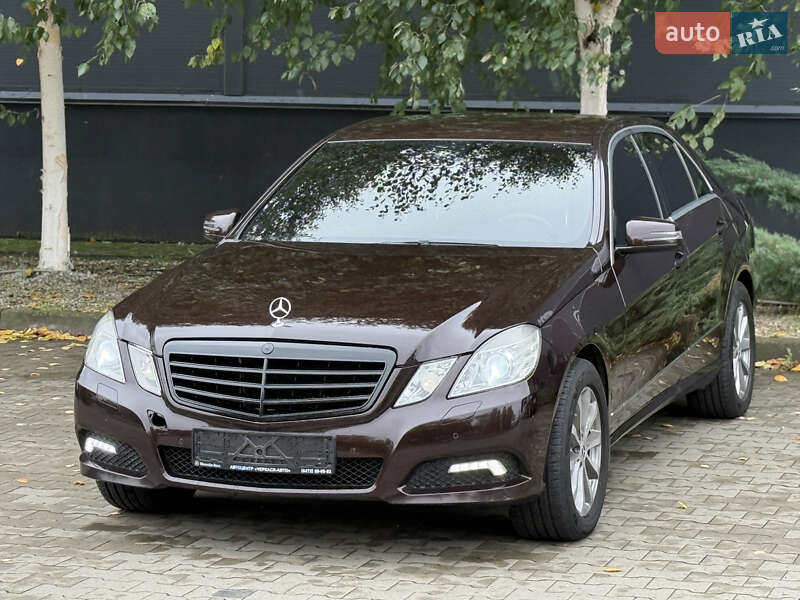 Седан Mercedes-Benz E-Class 2009 в Белой Церкви