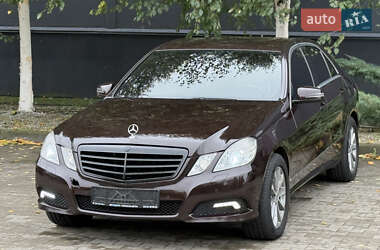 Седан Mercedes-Benz E-Class 2009 в 