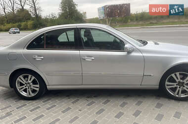 Седан Mercedes-Benz E-Class 2003 в 