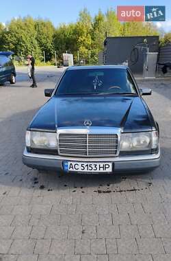 Седан Mercedes-Benz E-Class 1992 в 