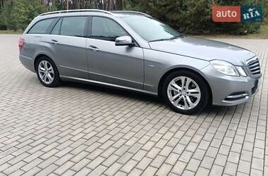 Универсал Mercedes-Benz E-Class 2011 в Костополе