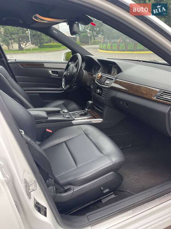 Седан Mercedes-Benz E-Class 2011 в Сарнах фото 14 Седан Mercedes-Benz E-Class 2011 в Сарнах