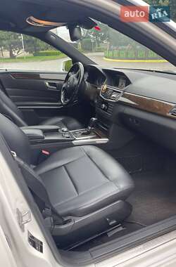 Седан Mercedes-Benz E-Class 2011 в 