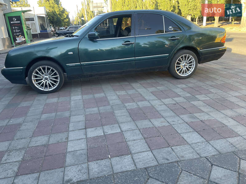 Седан Mercedes-Benz E-Class 1996 в Одесі фото 2 Седан Mercedes-Benz E-Class 1996 в Одесі