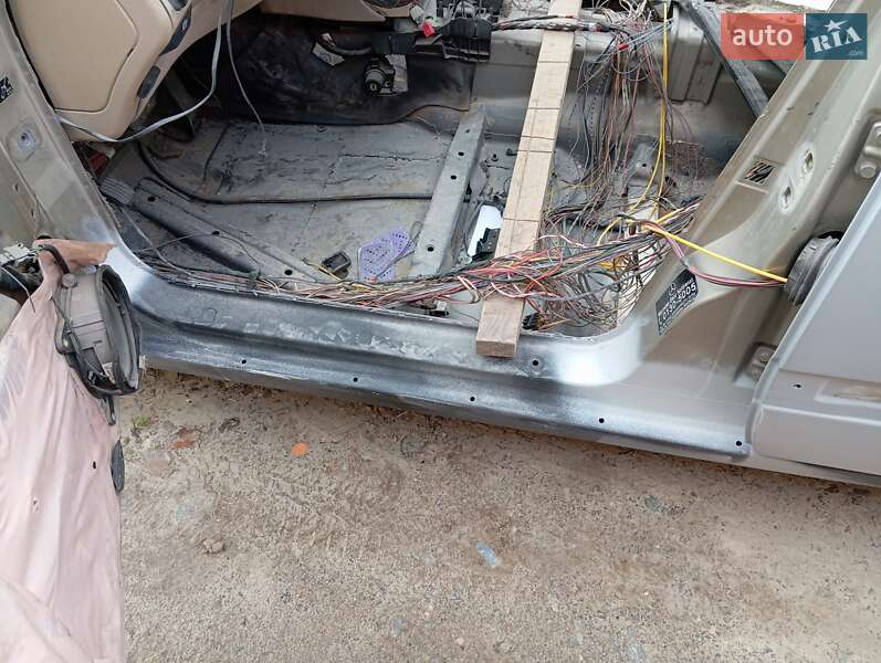 Седан Mercedes-Benz E-Class 1997 в Ременеві фото 42 Седан Mercedes-Benz E-Class 1997 в Ременеві