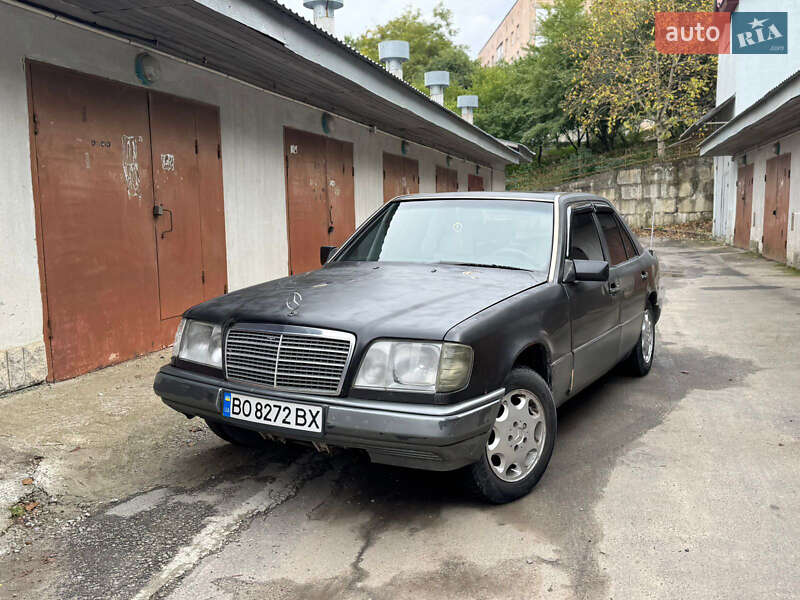 Mercedes-Benz E-Class 1994