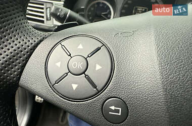 Седан Mercedes-Benz E-Class 2011 в 