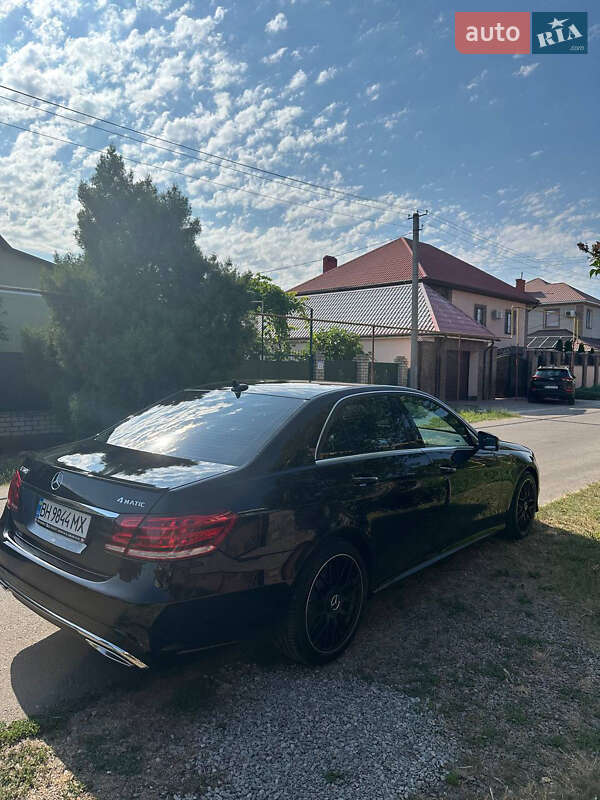 Седан Mercedes-Benz E-Class 2013 в Одессе
