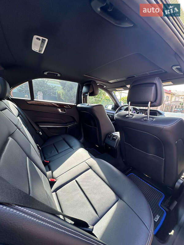 Седан Mercedes-Benz E-Class 2013 в Одессе