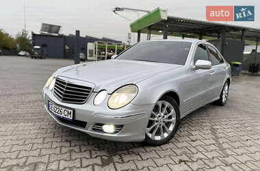 Седан Mercedes-Benz E-Class 2008 в Чернівцях