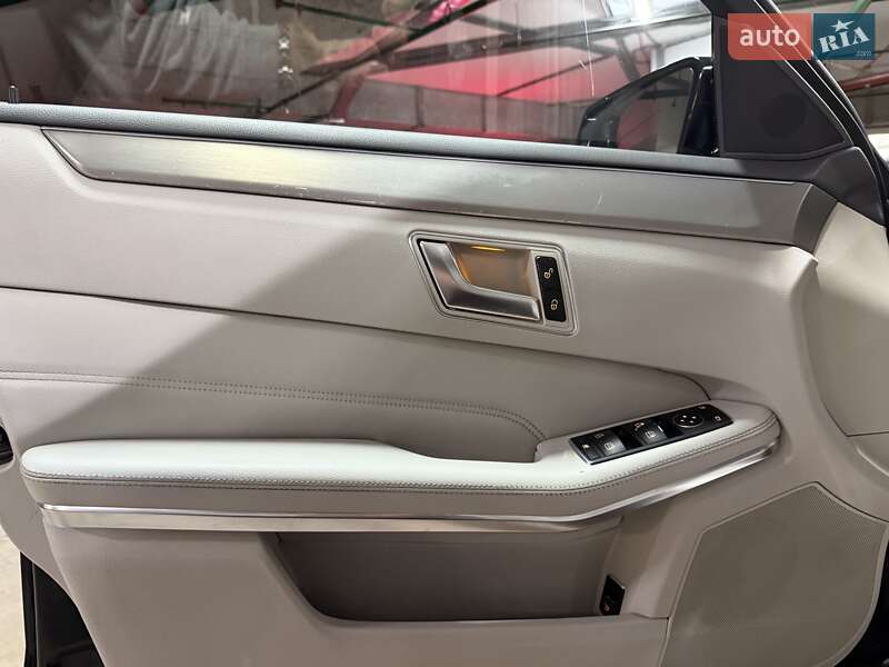 Універсал Mercedes-Benz E-Class 2014 в Києві