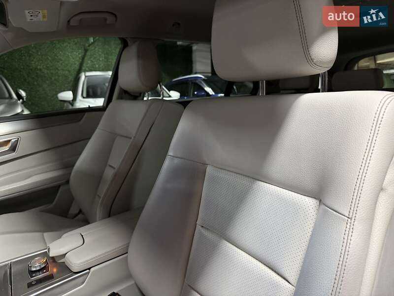 Універсал Mercedes-Benz E-Class 2014 в Києві