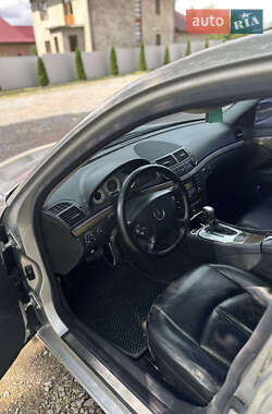 Седан Mercedes-Benz E-Class 2004 в 