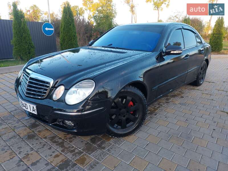 Седан Mercedes-Benz E-Class 2008 в Іршаві