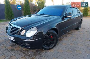 Седан Mercedes-Benz E-Class 2008 в 