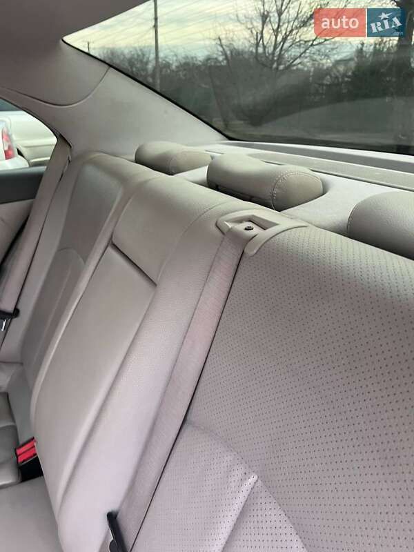 Седан Mercedes-Benz E-Class 2006 в Киеве