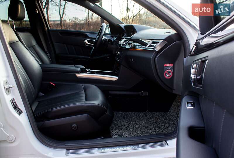Седан Mercedes-Benz E-Class 2015 в Киеве