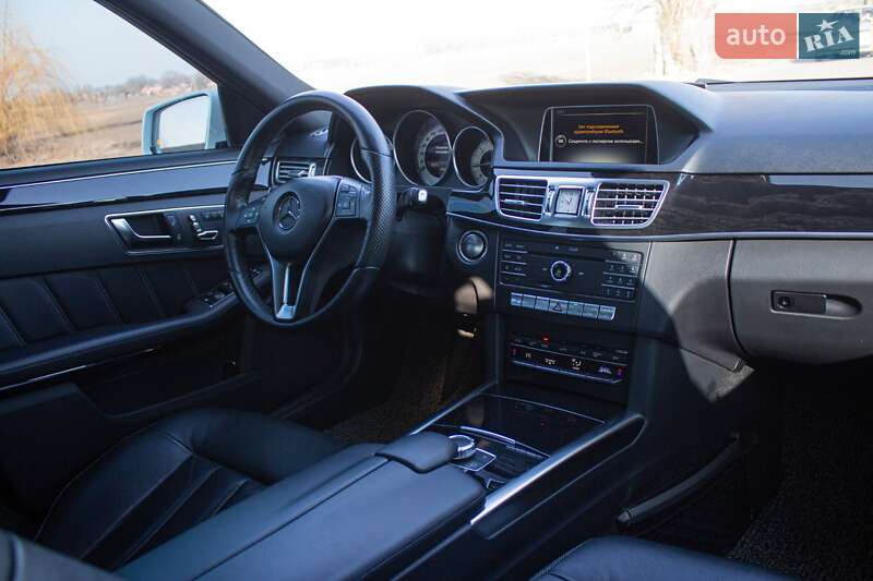 Седан Mercedes-Benz E-Class 2015 в Киеве