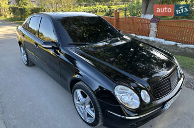 Седан Mercedes-Benz E-Class 2002 в 