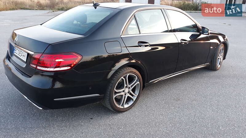 Седан Mercedes-Benz E-Class 2015 в Золочеве фото 32 Седан Mercedes-Benz E-Class 2015 в Золочеве