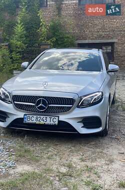 Седан Mercedes-Benz E-Class 2016 в  фото 18 Седан Mercedes-Benz E-Class 2016 в