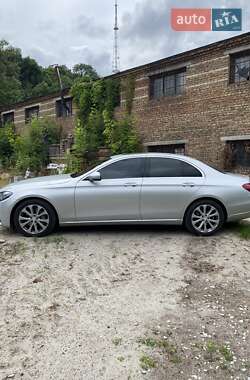 Седан Mercedes-Benz E-Class 2016 в  фото 32 Седан Mercedes-Benz E-Class 2016 в
