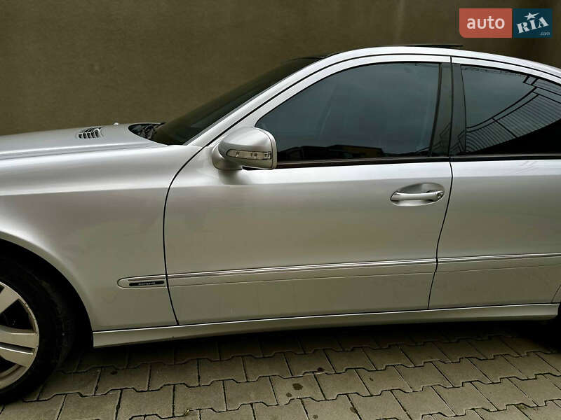 Седан Mercedes-Benz E-Class 2008 в Тернополе
