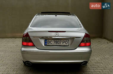 Седан Mercedes-Benz E-Class 2008 в 