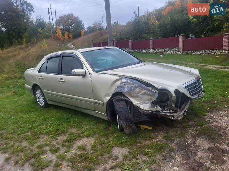 Седан Mercedes-Benz E-Class 1998 в Тернополе