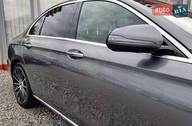 Седан Mercedes-Benz E-Class 2018 в 