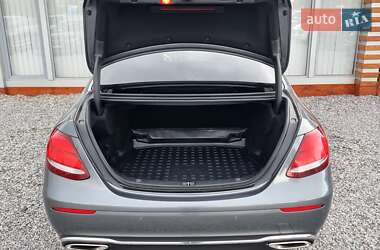 Седан Mercedes-Benz E-Class 2018 в 