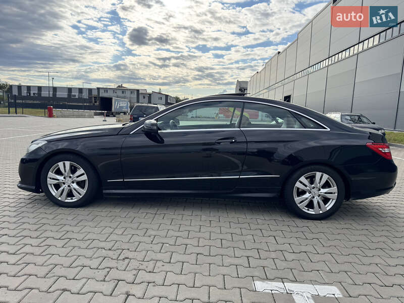 Купе Mercedes-Benz E-Class 2010 в Ивано-Франковске