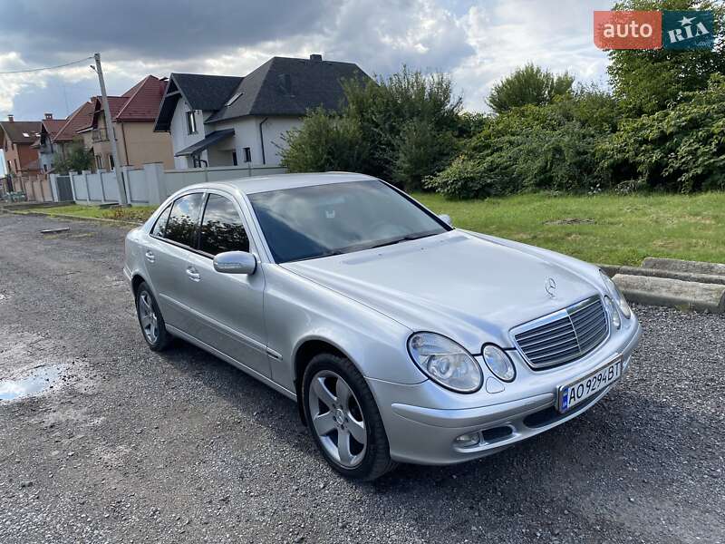 Седан Mercedes-Benz E-Class 2003 в Мукачево фото 3 Седан Mercedes-Benz E-Class 2003 в Мукачево