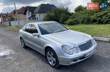 Седан Mercedes-Benz E-Class 2003 в 