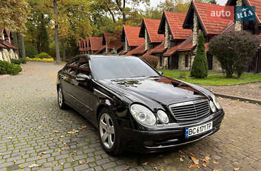 Седан Mercedes-Benz E-Class 2004 в 