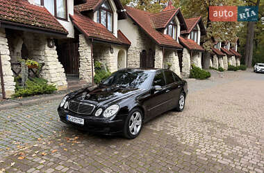 Седан Mercedes-Benz E-Class 2004 в 