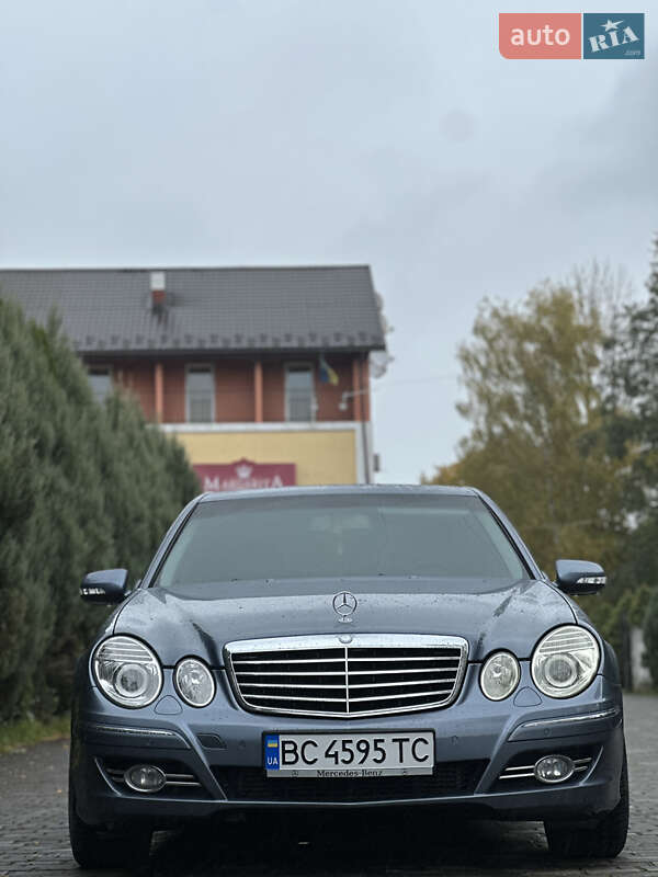 Седан Mercedes-Benz E-Class 2006 в Самборе