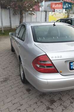 Седан Mercedes-Benz E-Class 2005 в 