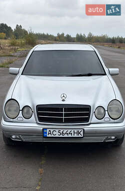 Седан Mercedes-Benz E-Class 1997 в Любешові